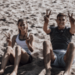 Deux adherents lors dune sortie plage, CrossFit Louvre 2, CrossFit Bordeaux